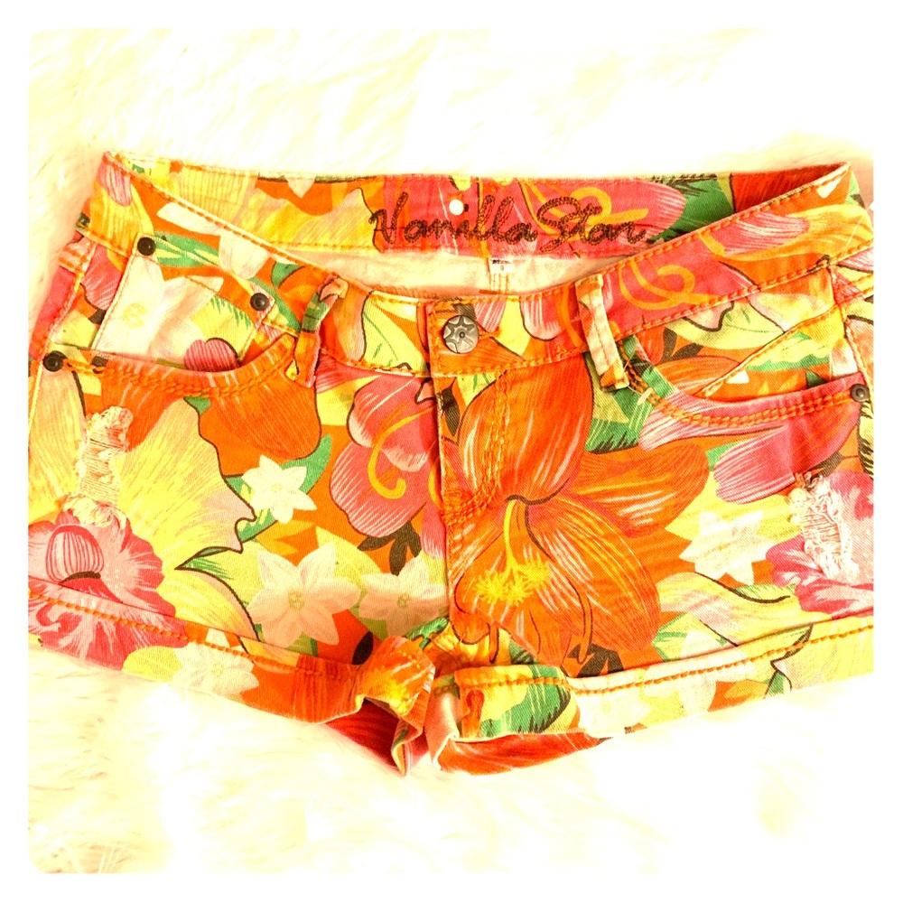 Vanilla Star shorts